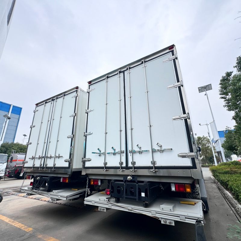 Camión frigorífico diésel Isuzu 8x4