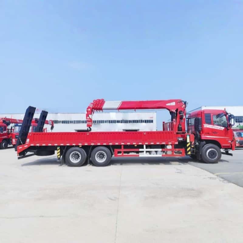 Camión grúa multifuncional Dongfeng de 12 toneladas (pluma rígida XCMG)