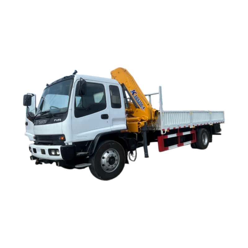 The Chinese Isuzu chassis is equipped with XCMG cranes, multi-functional truck-mounted cranes, and transport trucks.