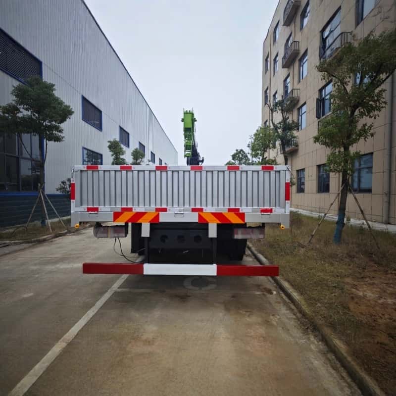 Foton 6.3 Ton 4-Arm Truck Mounted Crane 4x2 Cargo Crane Truck