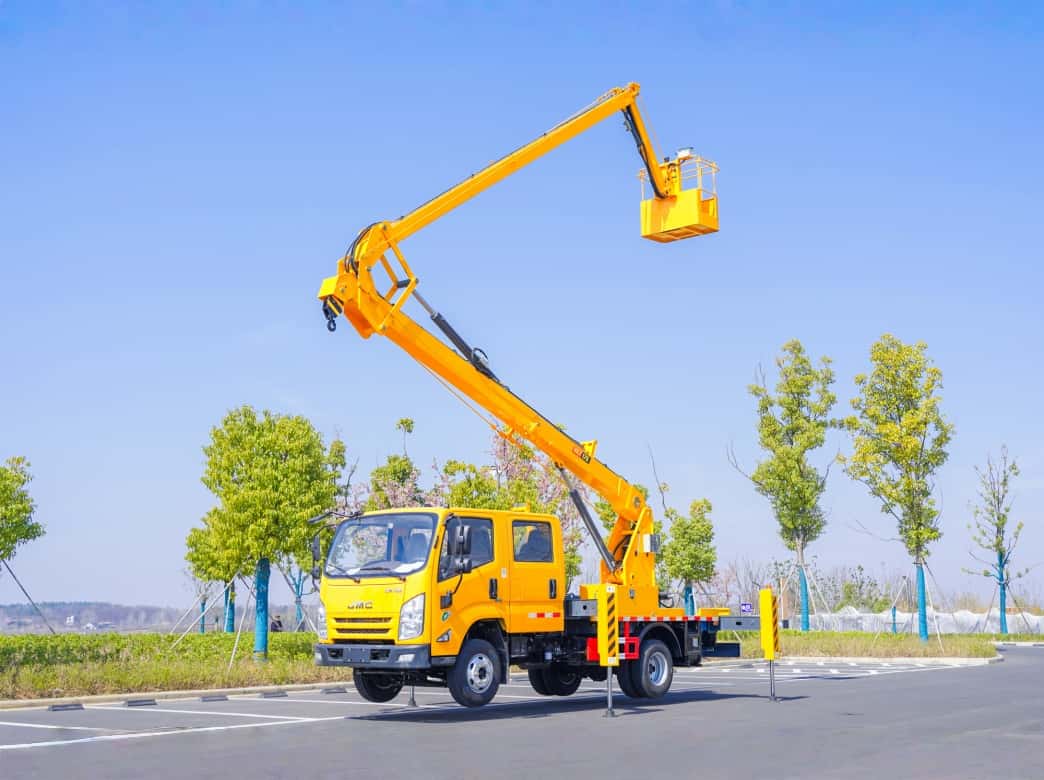 ISUZU 28m Telescopic Boom Aerial Work Platform