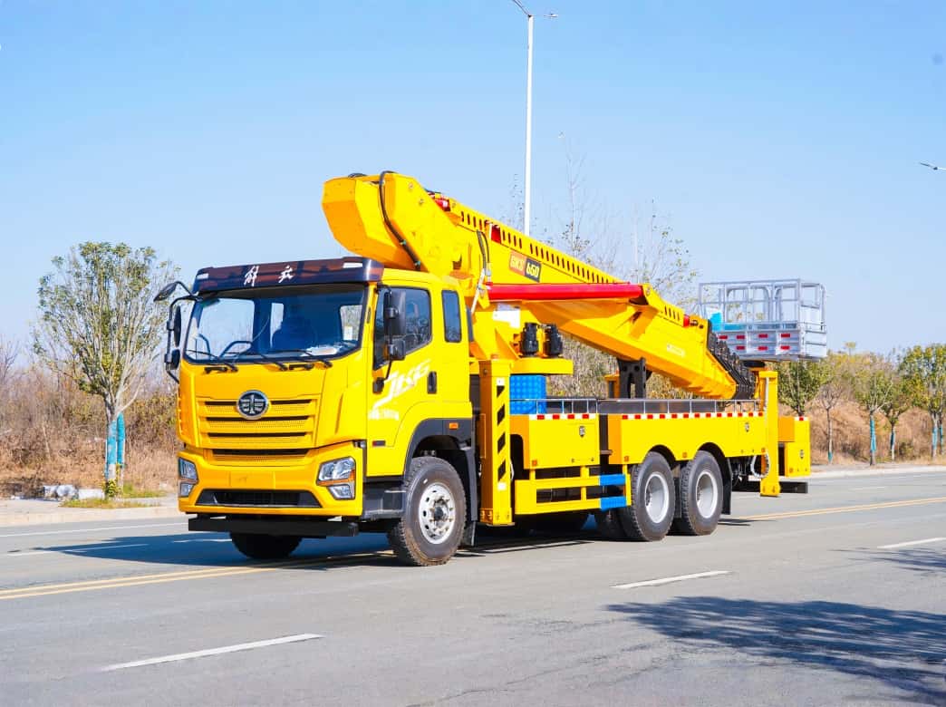 ISUZU 28m Telescopic Boom Aerial Work Platform ISUZU 28m Telescopic Boom Aerial Work Platform
