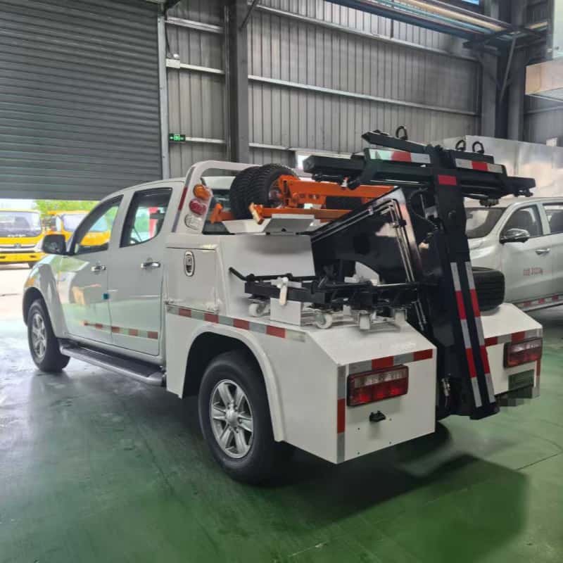 Isuzu 2.5T Diesel Wrecker Pickup for Underground Garages