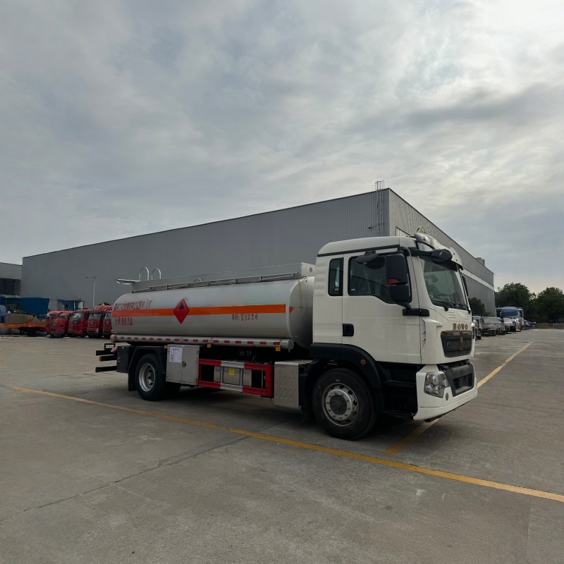 Sinotruk Howo  4×2 Single Axle Aluminum Alloy Tank Truck