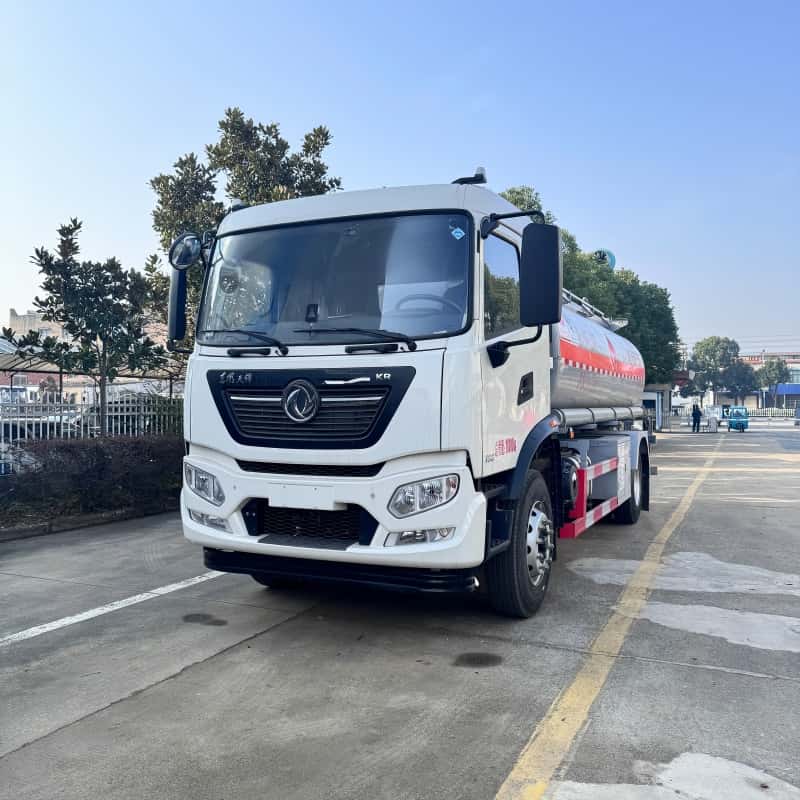 DFL Tianjin KR 4×2 Fuel Tank Truck