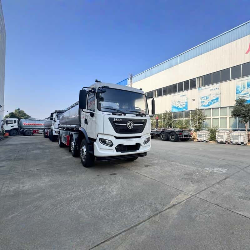 DFL Tianjin KR 4×2 Fuel Tank Truck