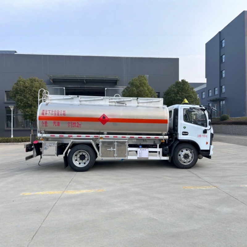 DFL Duolika 11200L aluminum alloy oil tank truck