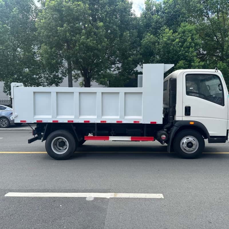 HOWO 4x2 5 Ton Light Duty Dump Truck