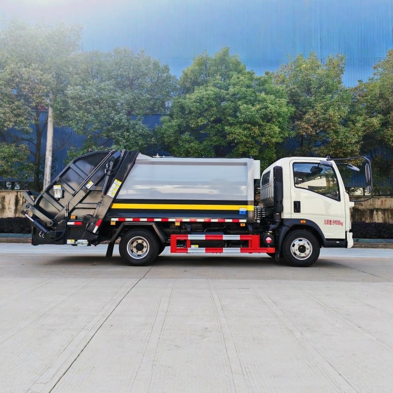 Camión de basura compactada Sinotruk Howo de 7000 litros