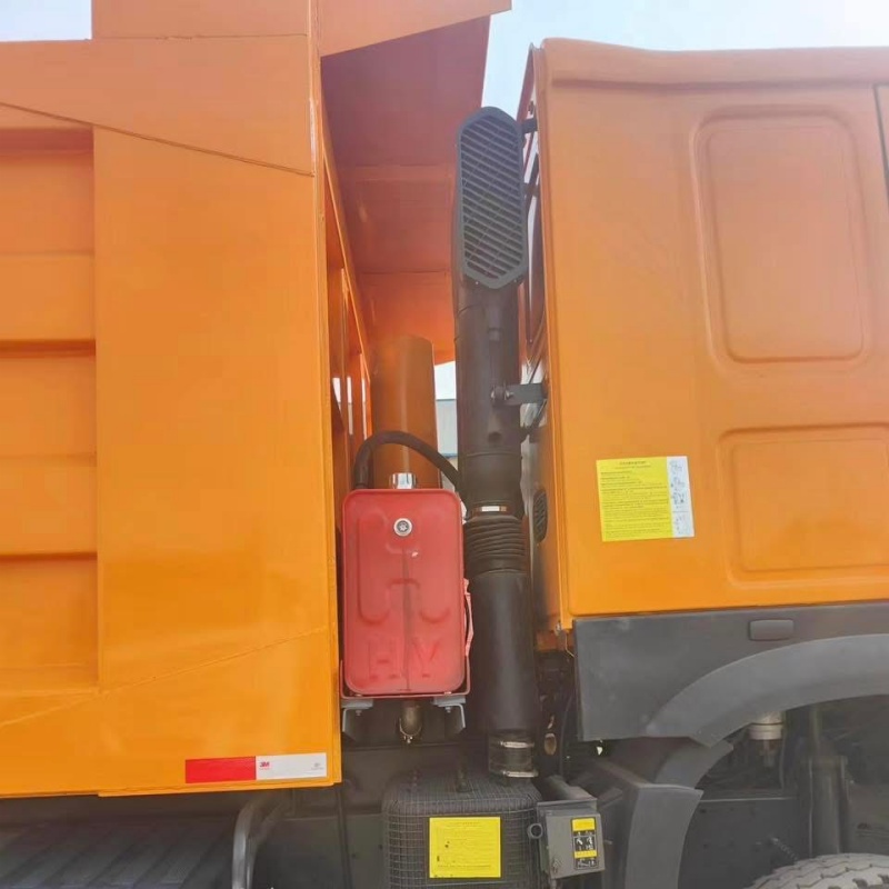 HOWO 6x4  Heavy-Duty Dump Truck / 20-25 Ton Tipper Truck for Mining