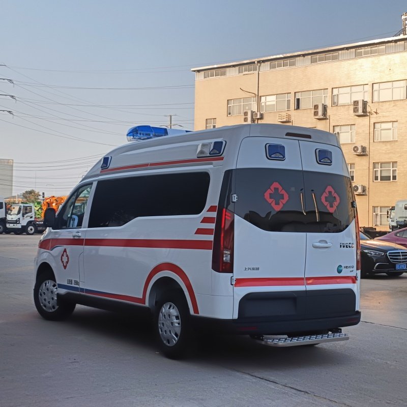 Ambulancia Iveco Juxing con sistema de monitoreo