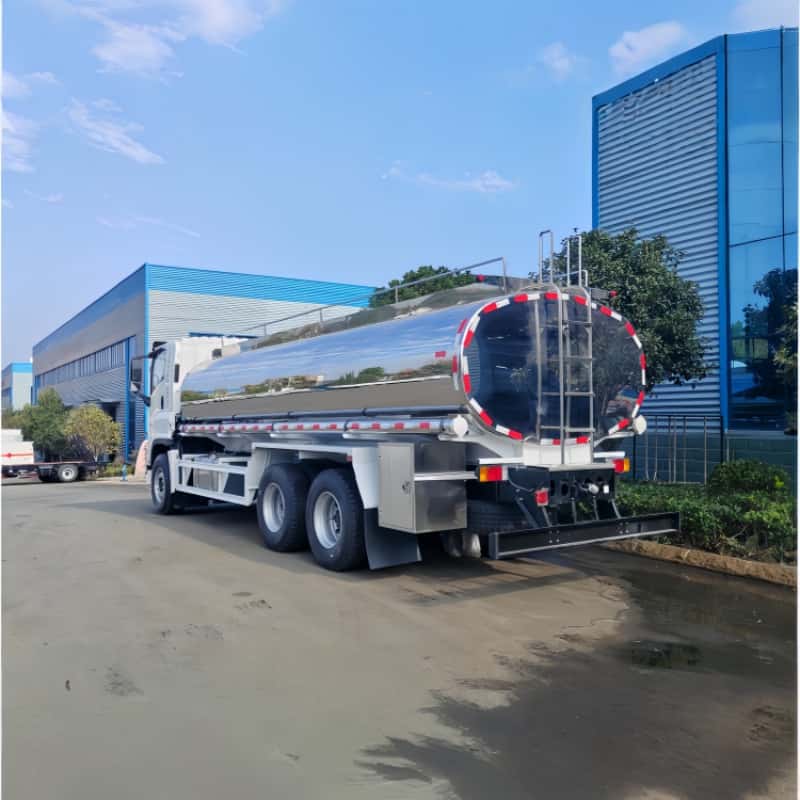 ISUZU GIGA 6x4 20000L  Food-Grade Stainless Steel Water Supply Truck