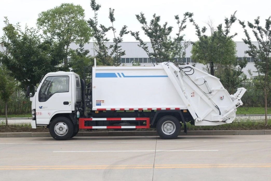 ISUZU Rear Loader Truck ISUZU Waste Compactor Truck