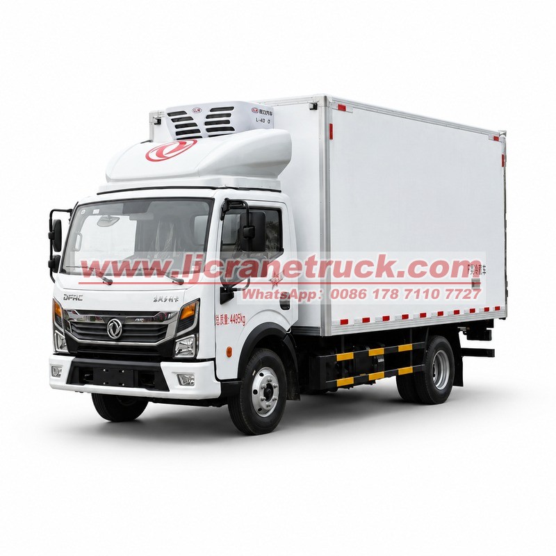 Camión frigorífico Dongfeng 4x2 de 5 toneladas para transporte en cadena de frío.